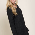 SECOND FEMALE-OLAY -LANG SORT ULD CARDIGAN