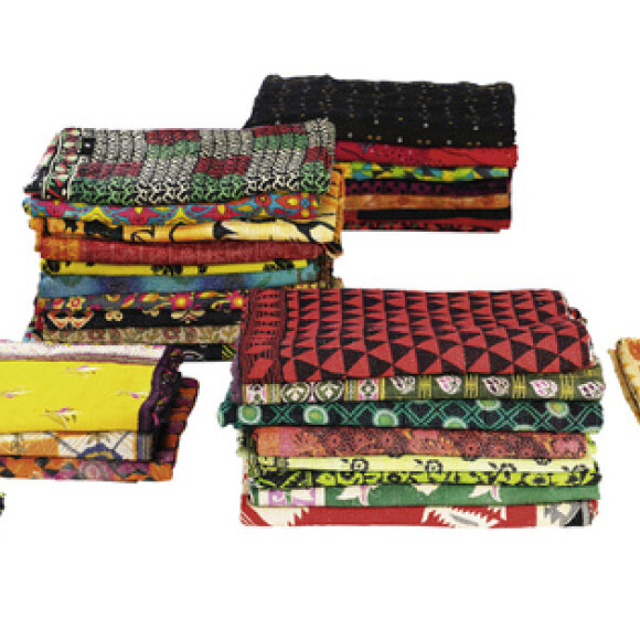 HAY - ANTIQUE QUILT 140X200