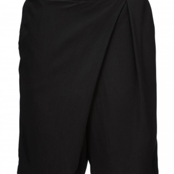 URIAN SORTE KNÆLANGE SHORTS