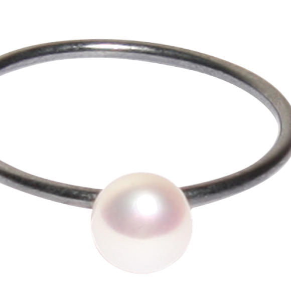 PEARL RING