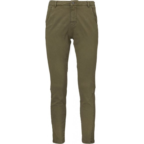 IVY COPENHAGEN - ARMY KARMEY CHINO