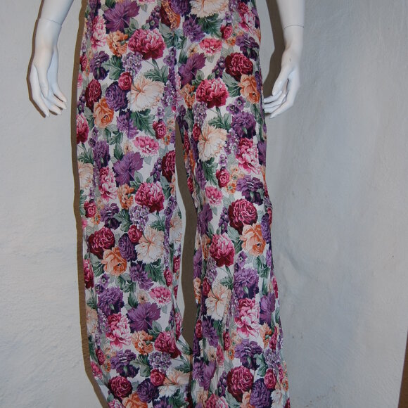 BLOMSTRET BUKS