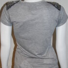 T-SHIRT MED SKULDERPUDER