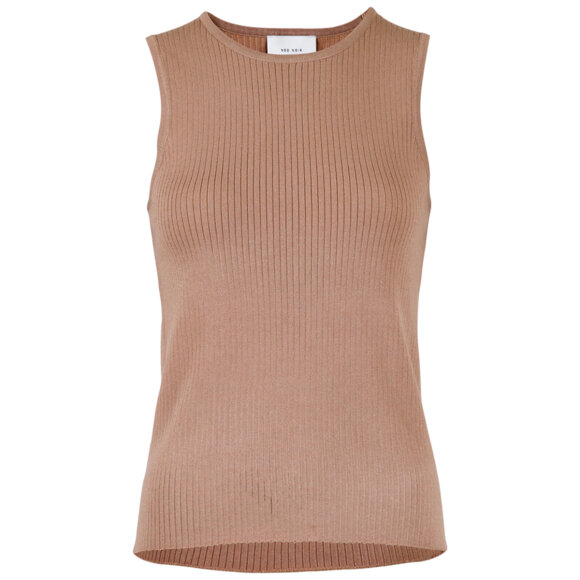 NEO NOIR - VULCANO KNIT VEST CAMEL