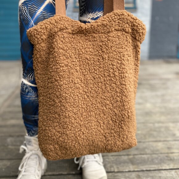 BLACK COLOUR - CAMEL TEDDY TOTE BAG