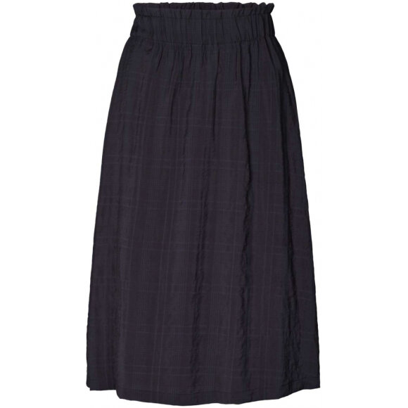 LOLLYS LAUNDRY - WASHED BLACK ELLA SKIRT