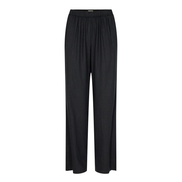 LEVETE ROOM - BLACK LR-NAJA 7