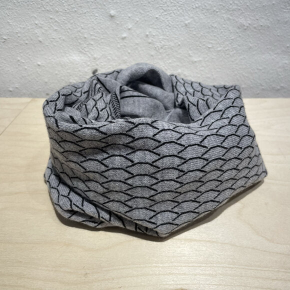 GAUGE & PLY - GREY MEL GAIA SCARF