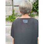 LISELOTTE HORNSTRUP - BLACK AURA TEE