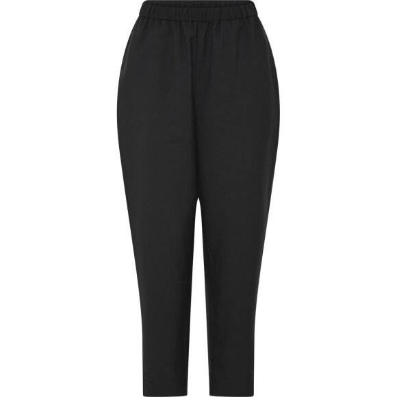 FRAU - BLACK MANILA ELEGANT ANKLE PAN