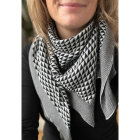 GROBUND - BLACK TRIANGLE LOTTE SCARF