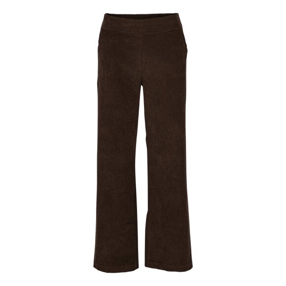 AMAZE CPH - CHOCOLATE VICTORIA VELVET