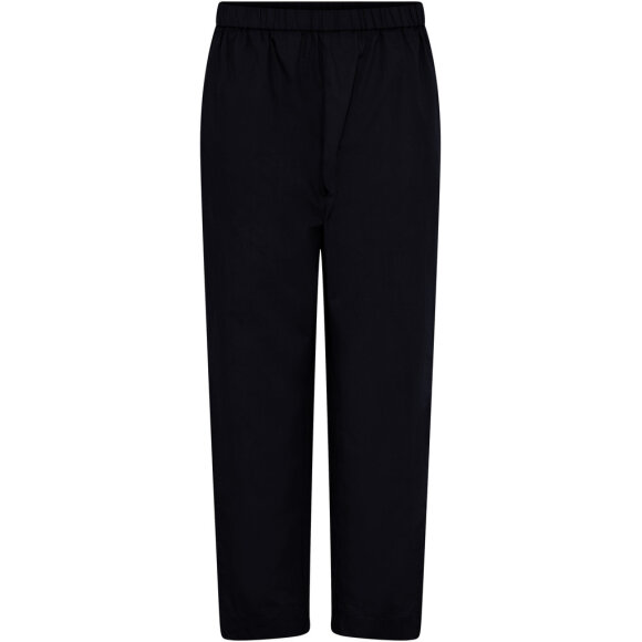 FRAU - BLACK MANILA SLIM ANKLE PANT