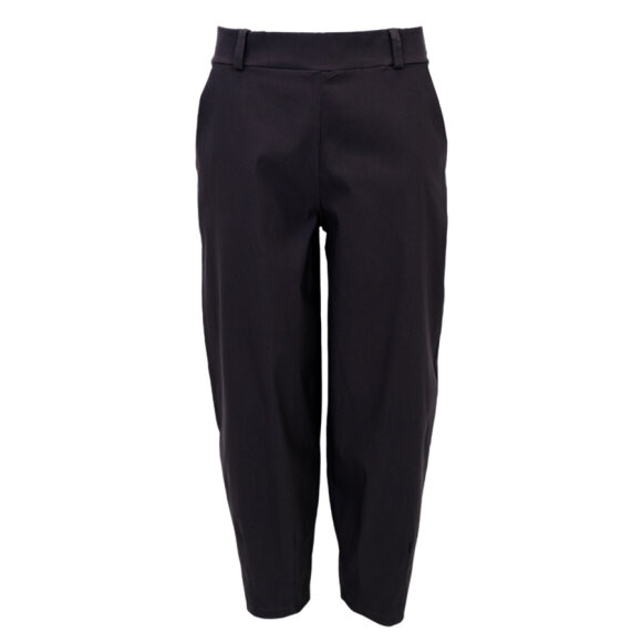 BLACK COLOUR - BLACK BCBEVERLY BARREL PANT BLACK COLOUR - BLACK BCBEVERLY BARREL PANT