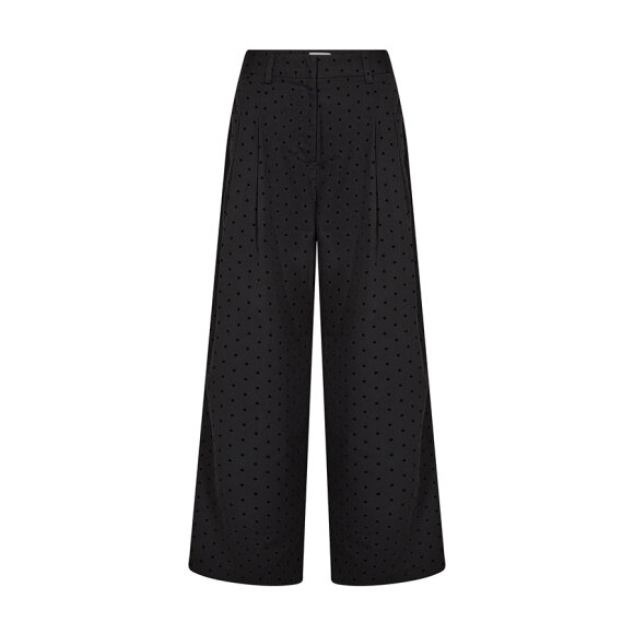 LEVETE ROOM - BLACK LR-URSULA 1 LEVETE ROOM - BLACK LR-URSULA 1