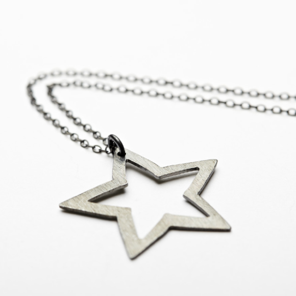 PERNILLE CORYDON - SMALL OPEN STAR NECKLACE